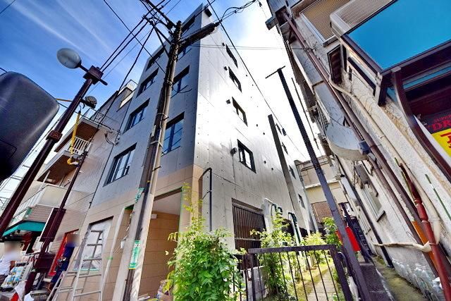 建物外観　東急東横線反町駅徒歩６分の便利な立地