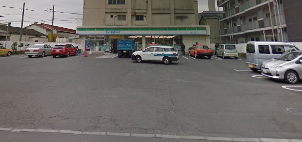 コンビニ　ファミリーマート東墨田二丁目店（コンビニ）まで164m