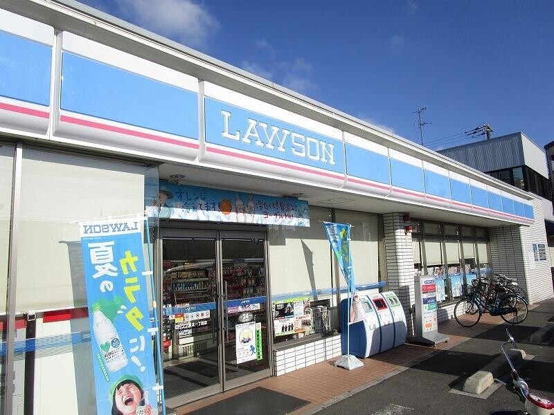 コンビニ　ローソン（コンビニ）まで47m