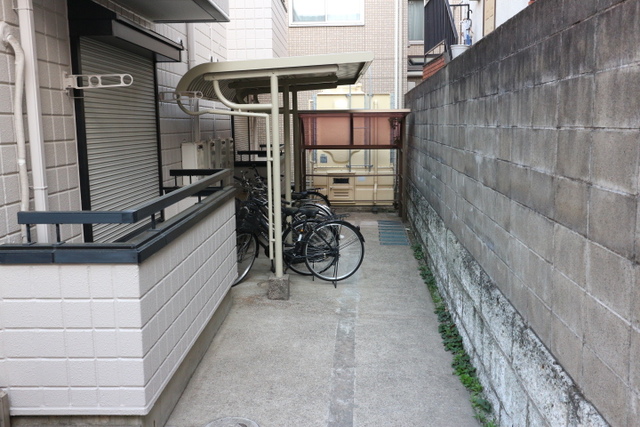 その他　敷地内/建物