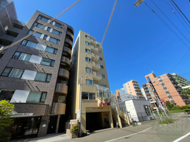 建物外観　札幌市北区北１７条西　「ラフィネマルタ札幌」