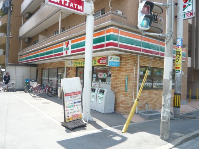 コンビニ　セブンイレブン（コンビニ）まで20m