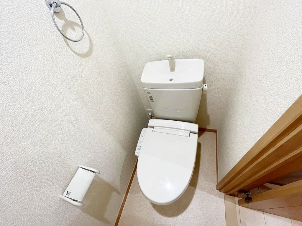 トイレ　トイレ