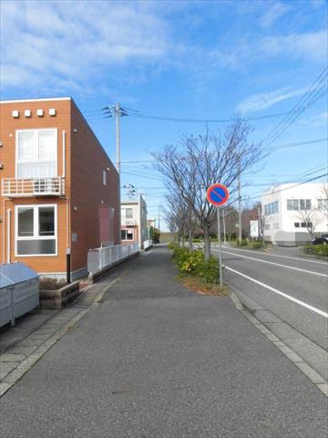 その他　前面道路（その他）まで0m