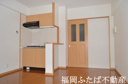 居室・リビング　※別号室の写真です