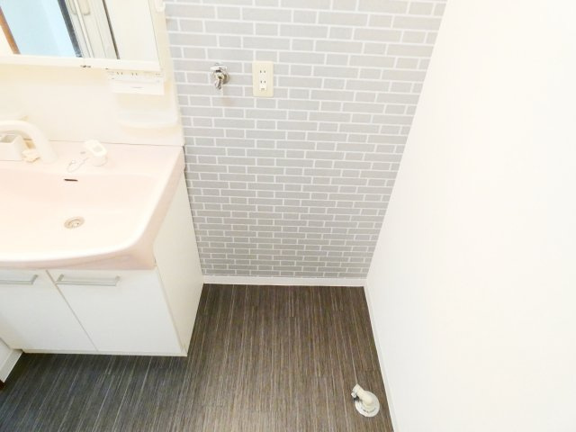 その他　※写真は他号室です