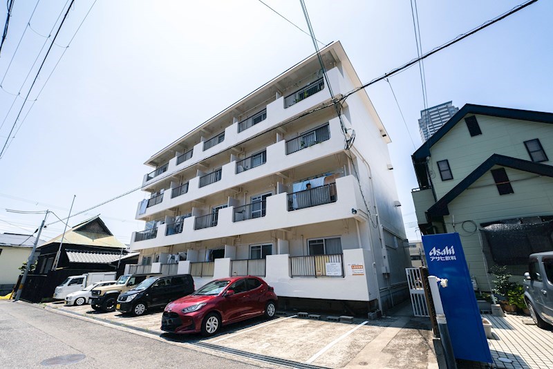 マンションエイトの外観写真