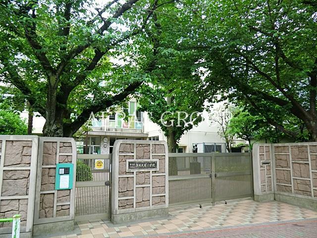 小学校　大田区立調布大塚小学校（小学校）まで189m