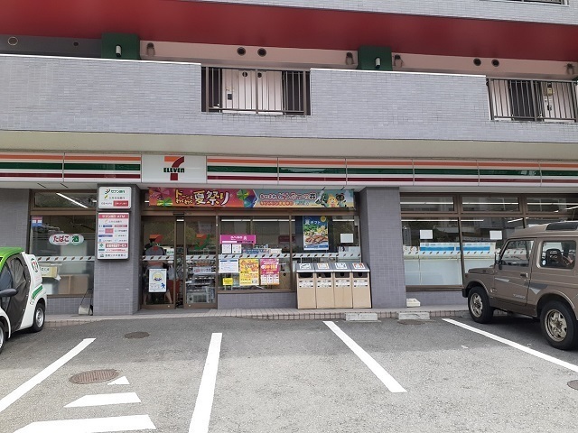 コンビニ　セブンイレブン川崎百合丘店（コンビニ）まで220m
