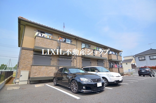 建物外観　吉川市のお住まい探しなら、当社にお任せください。