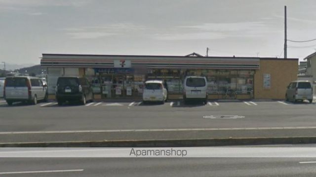 コンビニ　セブンイレブン高松春日町店（コンビニ）まで604m