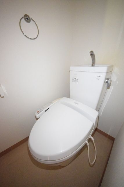 トイレ　★お部屋探しは株式会社タウンハウジング東京まで★