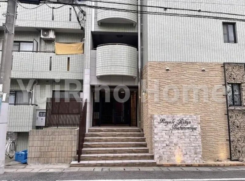 Royale離宮西宮の外観写真