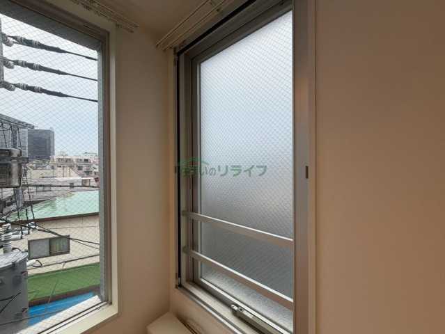 エクサム西新宿の内装写真