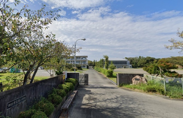 小学校　湖西市立東小学校（小学校）まで5300m