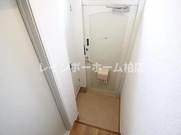 玄関　落ち着いた玄関です