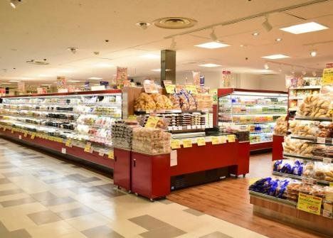 スーパー　成城石井近鉄東大阪店（スーパー）まで440m