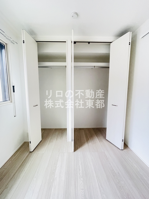 収納　パイプハンガー付き☆畳まず衣類を掛けることができます♪