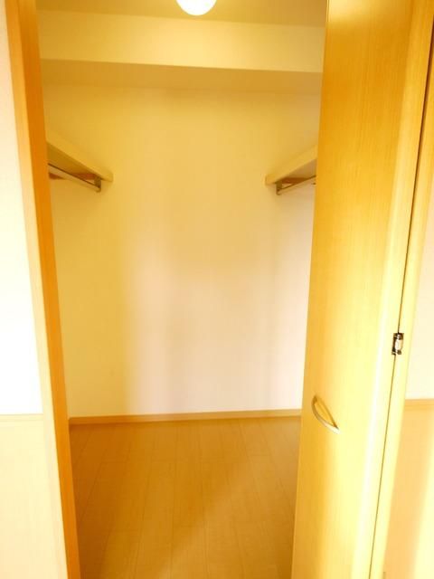収納　ウォークインクローゼット♪