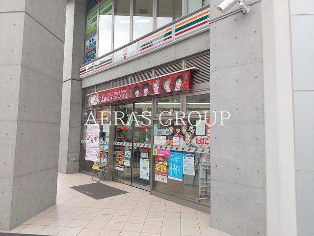 コンビニ　セブン-イレブン 足立五反野駅前店（コンビニ）まで276m