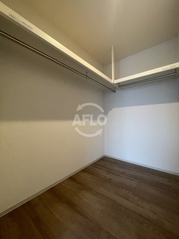 収納　GRAND VILLASSE 福島　ウォークインクローゼット
