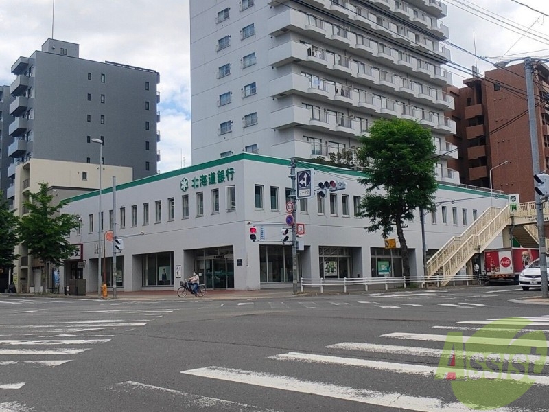 銀行　北海道銀行鳥居前支店（銀行）まで442m