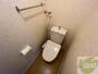 トイレ　こちらはトイレです。清潔感があり、安心して使用できます。