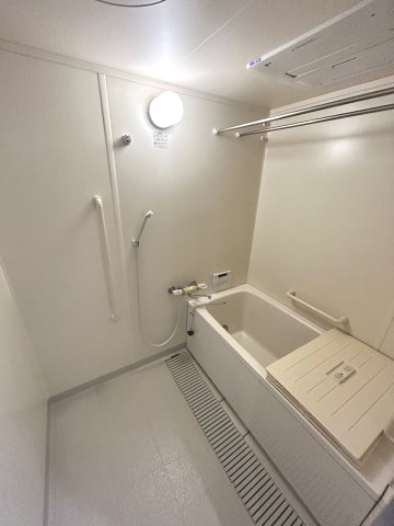 地下鉄西神・山手線 名谷駅 徒歩5分 9階建 築29年の風呂写真