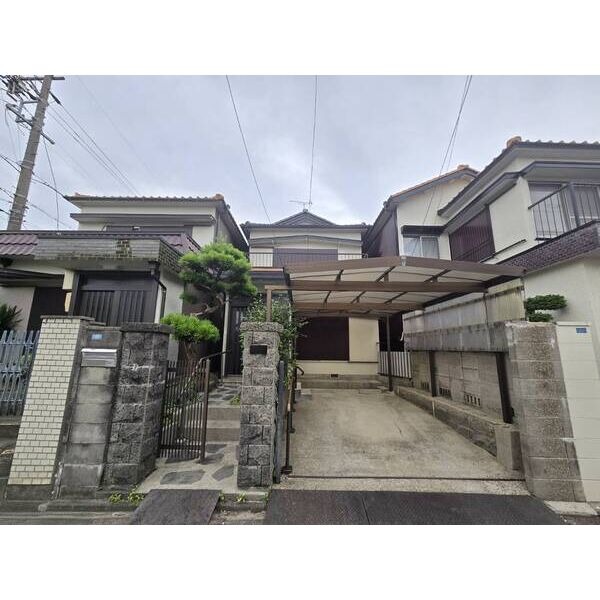 西区枇杷島五丁目戸建の外観写真