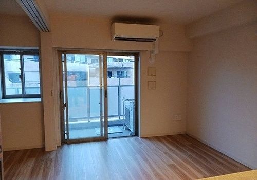 グローベルタワー梅島の居間写真