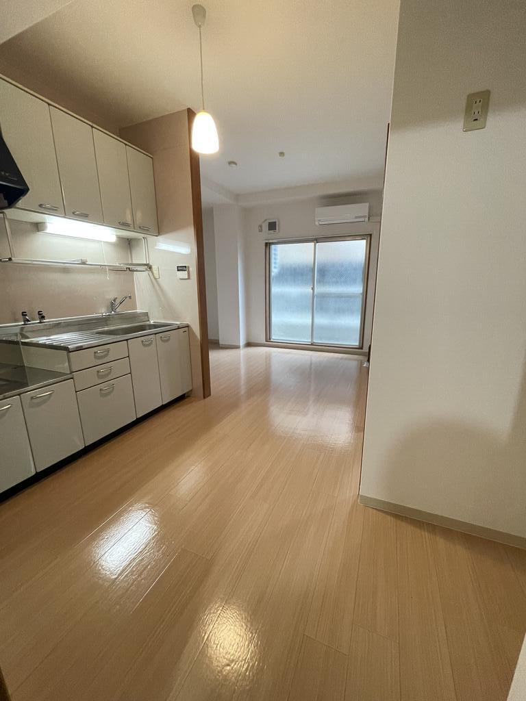共栄マンションの居間写真