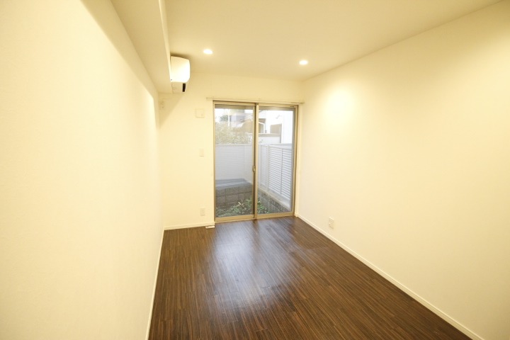居室・リビング　※他部屋参考写真