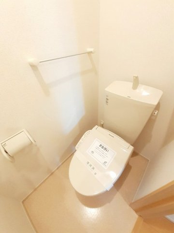トイレ　シンプルで使いやすいトイレです