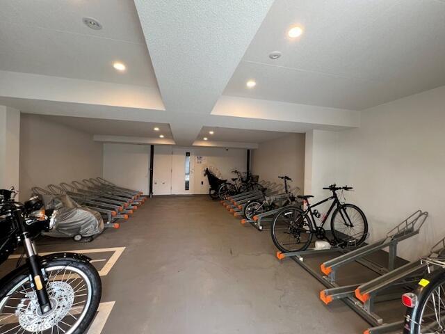 駐車場　駐輪場