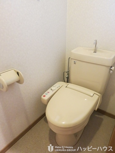 トイレ　退去前の部屋の為、類似のへ部屋写真です。現状を優先させて頂き
