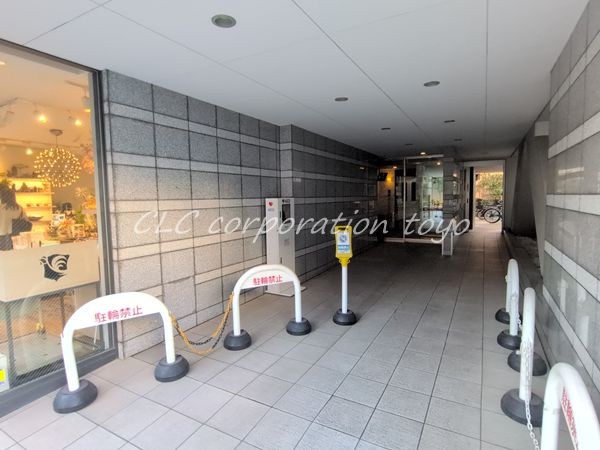 東京メトロ東西線 東陽町駅 徒歩3分 6階建 築14年の外観写真