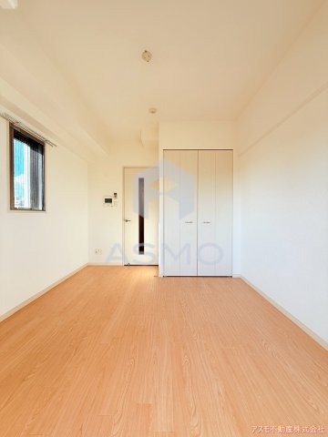 居室・リビング　同マンション別部屋　参考写真