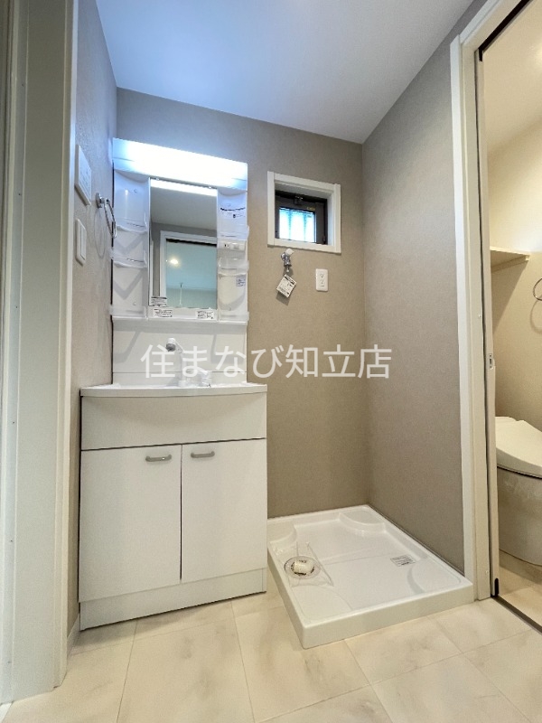 洗面設備　同型別部屋写真