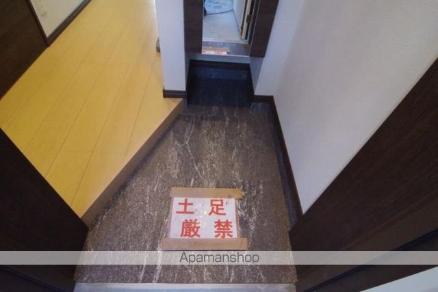 鹿児島市電唐湊線 神田駅 徒歩3分 3階建 築3年の玄関写真