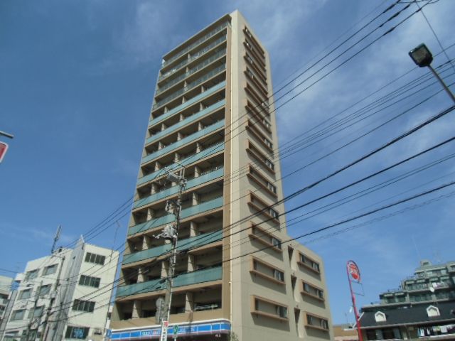 コンビニ　ローソン（コンビニ）まで1m