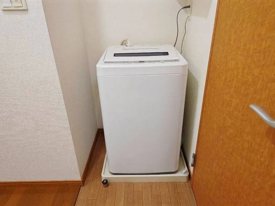 洗面設備　洗濯機置場