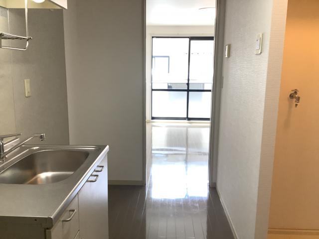 フルース ベルグA棟のキッチン写真