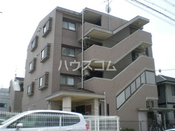 名古屋市緑区浦里のマンションの建物外観