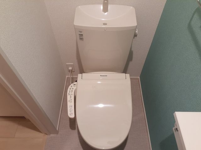 【敦賀市山泉のアパートのトイレ】