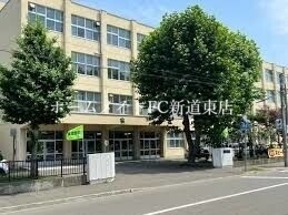 【FUTABA　SQUARE　N21の小学校】