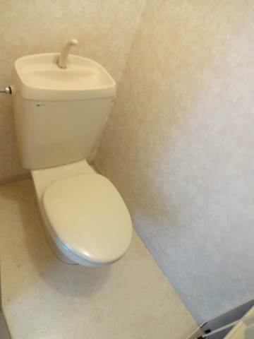 トイレ　トイレもきれいです