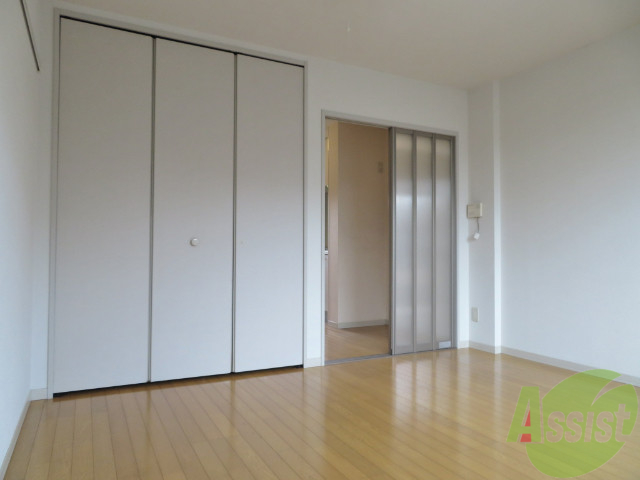 居室・リビング　お写真は１０２号室のものになります！ご参考にしてくださいませ