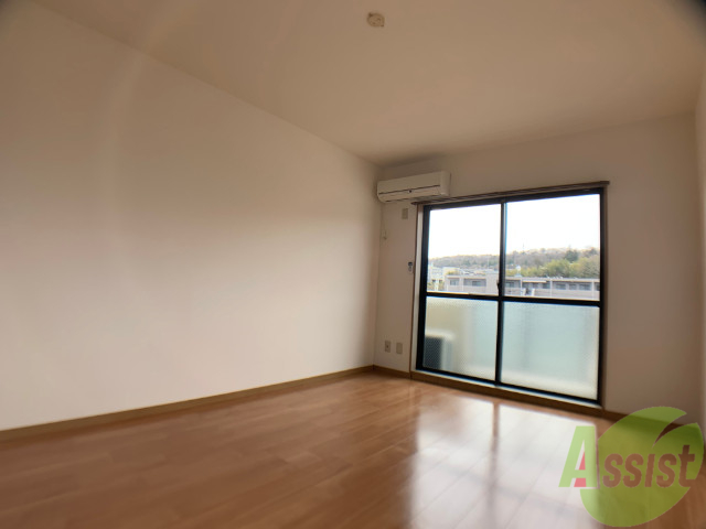 その他部屋・スペース　寝室がこちらがこちらです。とてもゆったりといていますね。