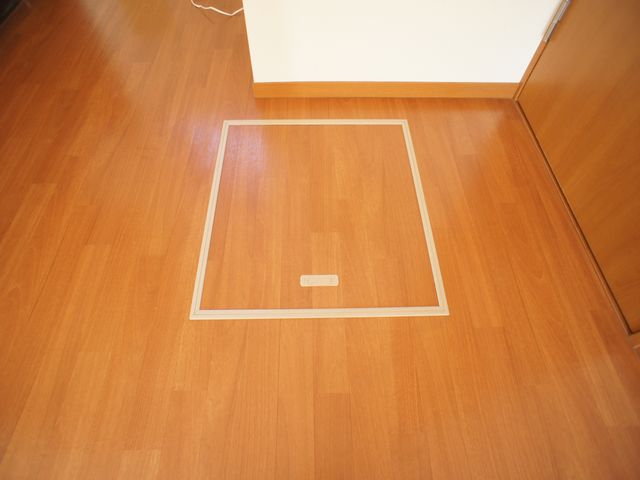 収納　床下収納付きの洋間です♪