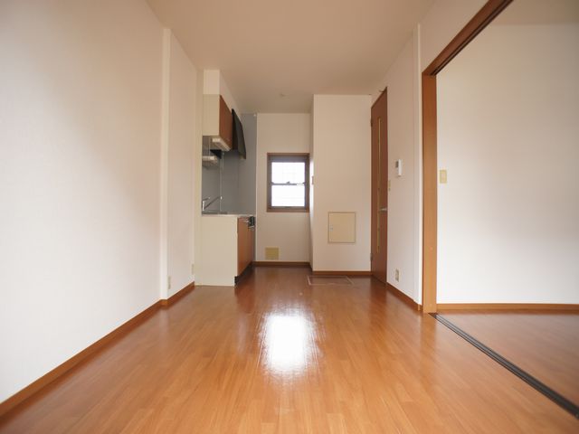 居室・リビング　日当たり良好なリビングです。